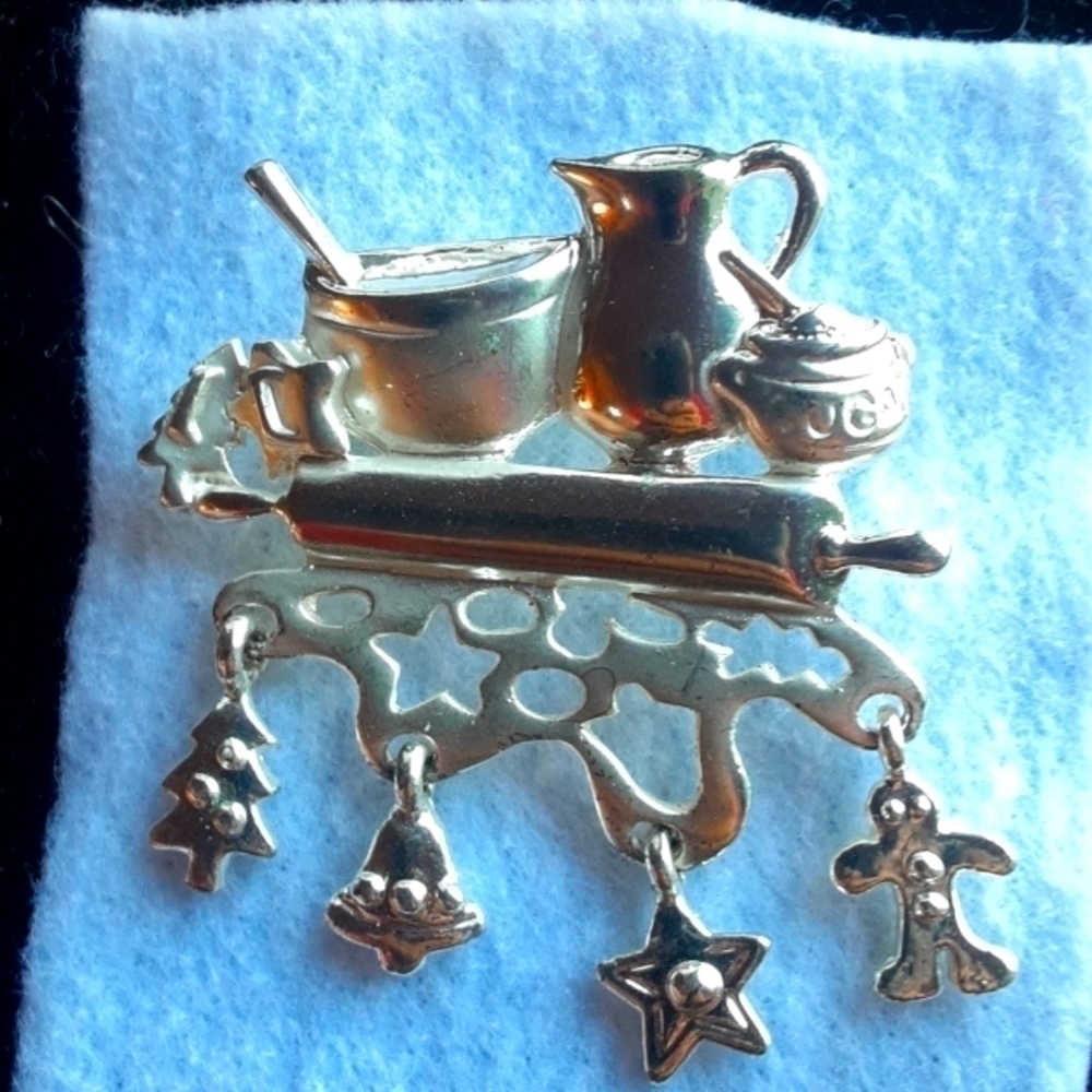 Vintage Danecraft Brooch